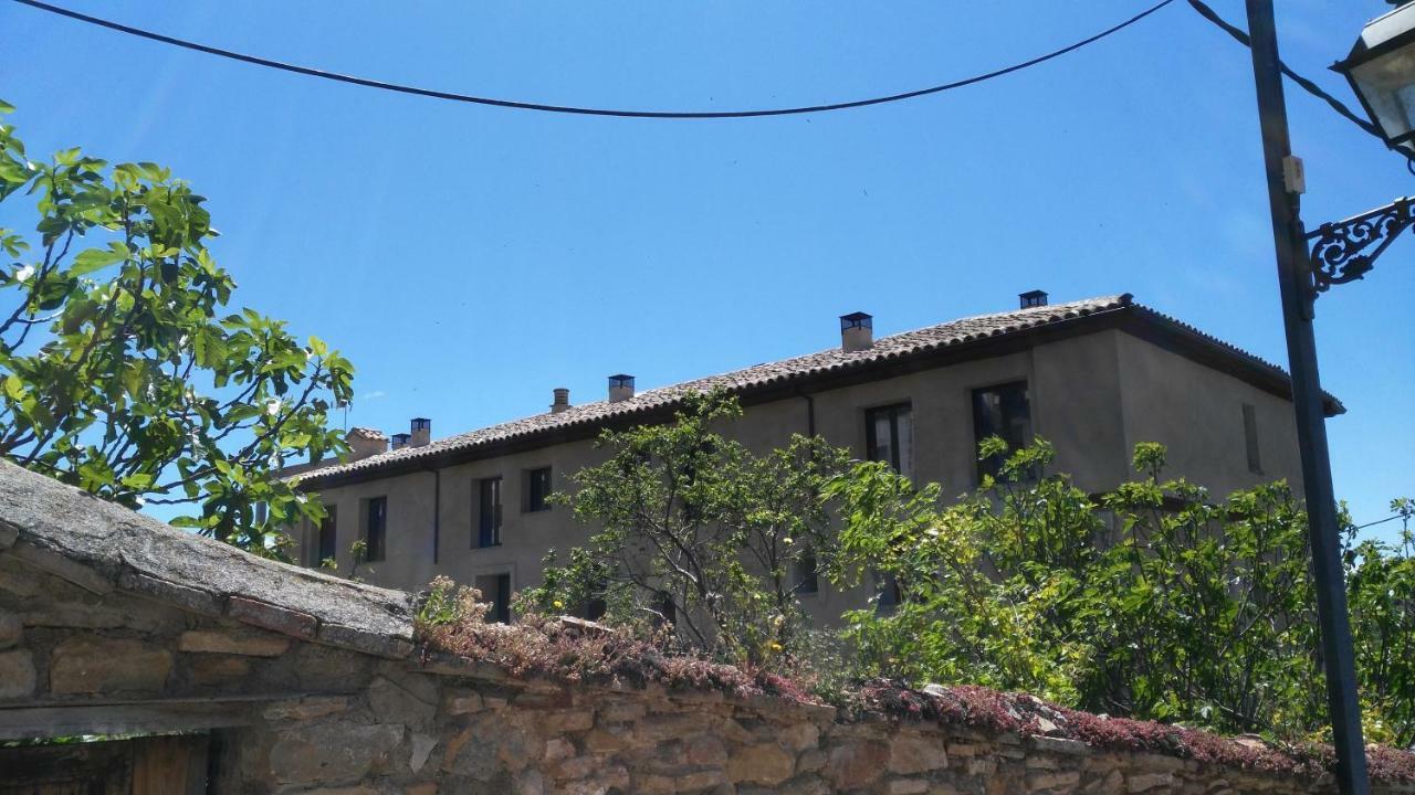 Albergue De Benabarre-Calumet Exteriör bild